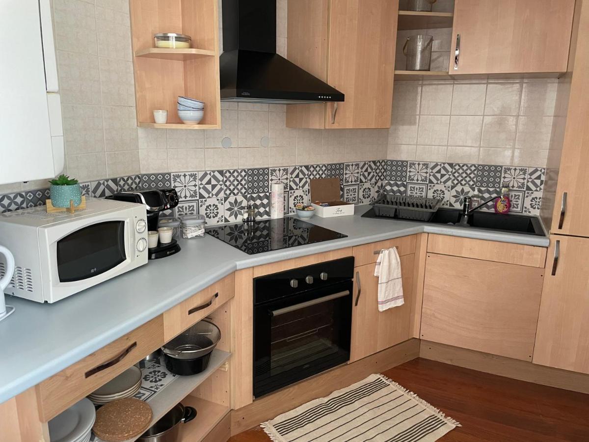 Appartement 2 Chambres Avec Parking Prive Gratuit ดีจอง ภายนอก รูปภาพ